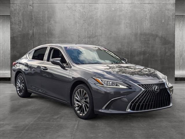 2024 Lexus ES 300h Luxury