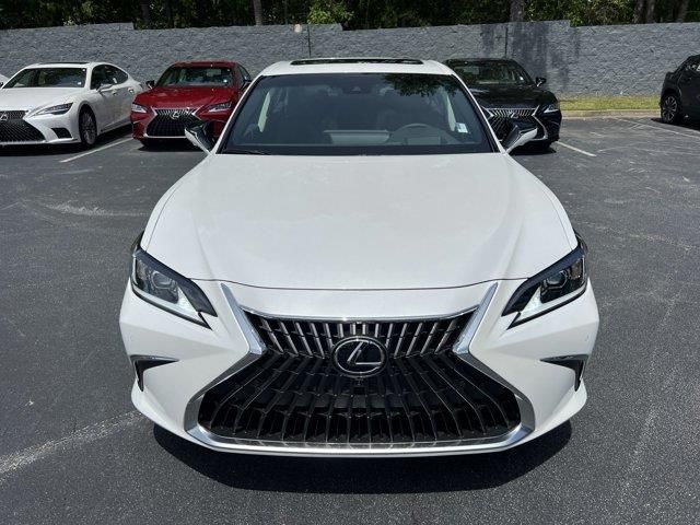 2024 Lexus ES 300h Luxury