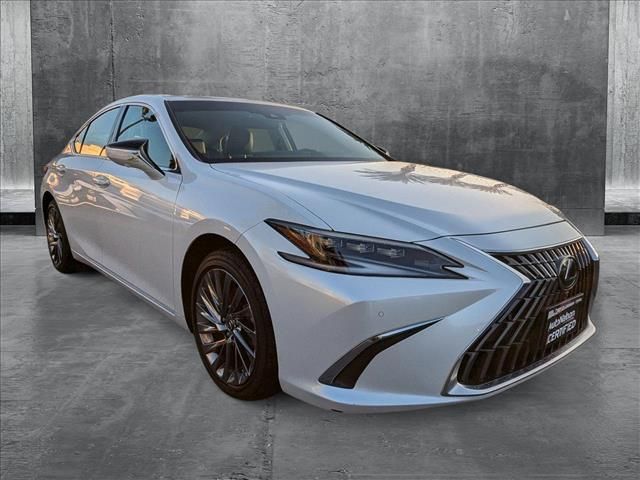 2024 Lexus ES 300h Luxury