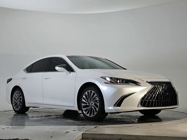 2024 Lexus ES 300h Luxury