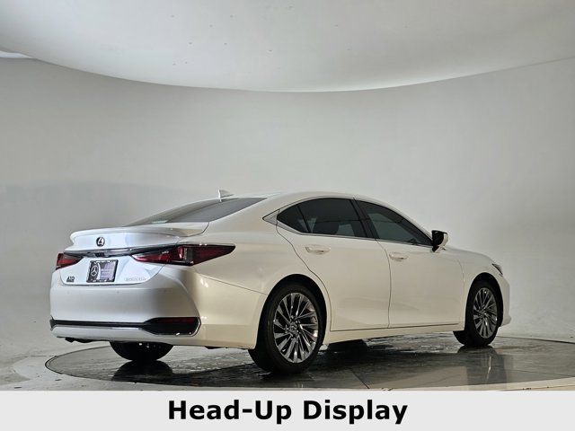 2024 Lexus ES 300h Luxury