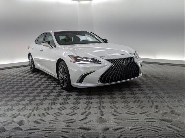 2024 Lexus ES 300h Ultra Luxury