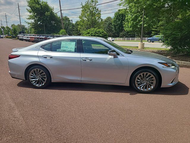 2024 Lexus ES 350 Ultra Luxury