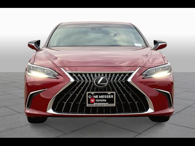 2024 Lexus ES 300h Luxury