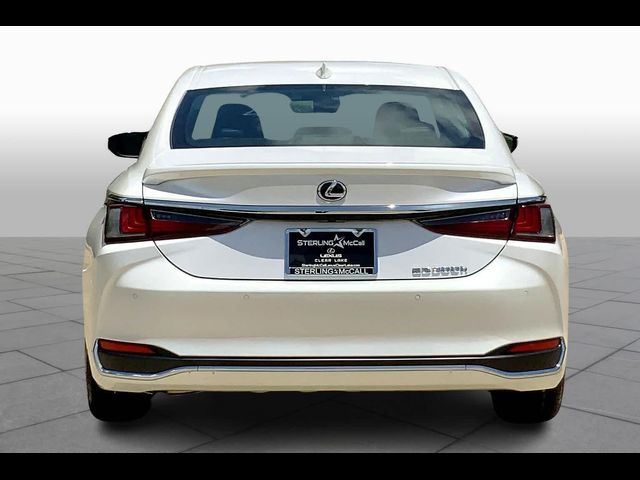 2024 Lexus ES 300h Luxury