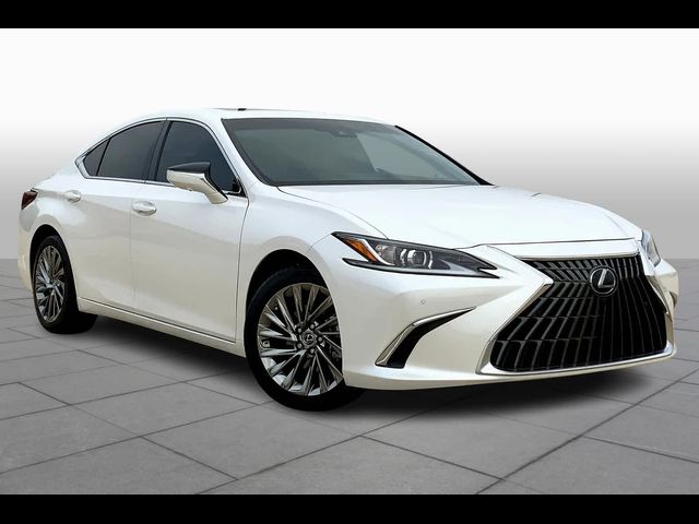 2024 Lexus ES 300h Luxury