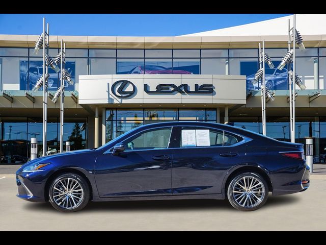 2024 Lexus ES 250