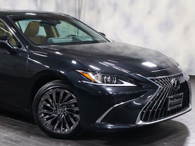 2024 Lexus ES 300h Luxury