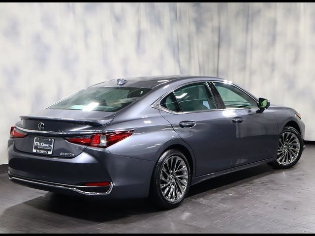 2024 Lexus ES 300h Ultra Luxury