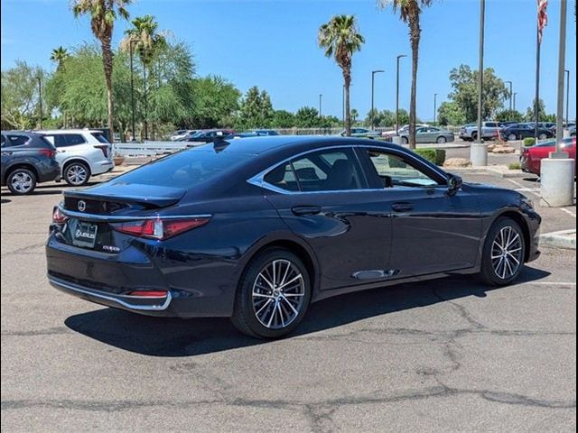 2024 Lexus ES 300h