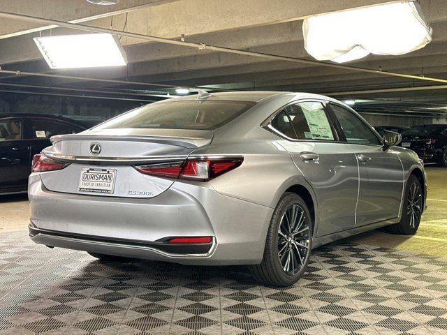 2024 Lexus ES 