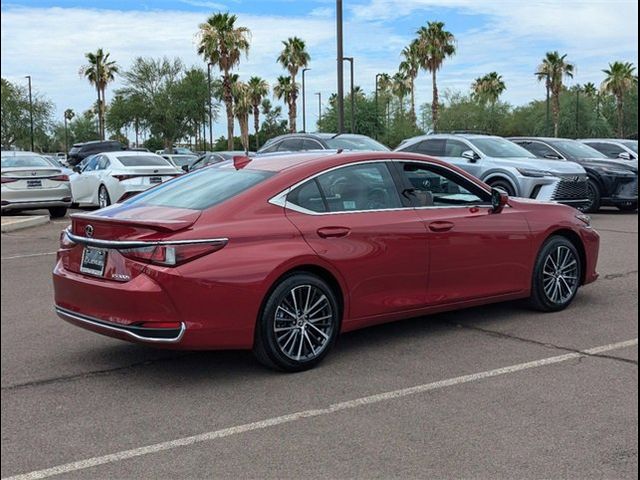 2024 Lexus ES 300h