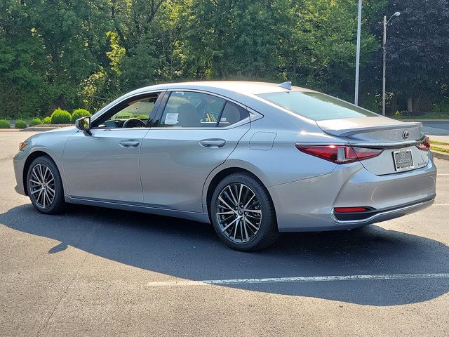 2024 Lexus ES 300h