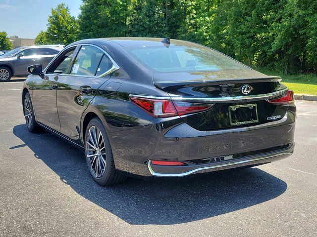 2024 Lexus ES 300h