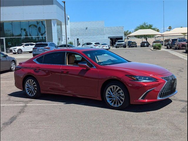 2024 Lexus ES 300h Luxury