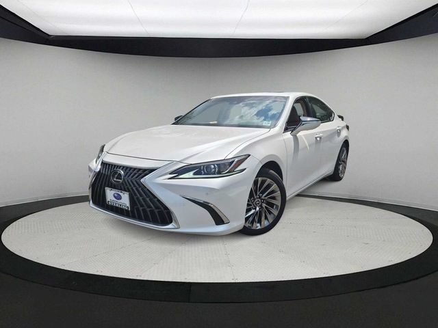 2024 Lexus ES 300h Luxury