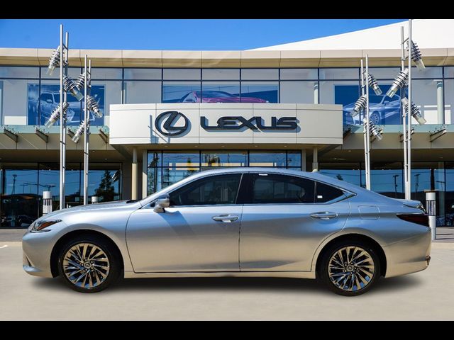 2024 Lexus ES 300h Luxury