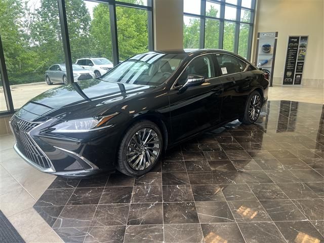 2024 Lexus ES 300h Luxury