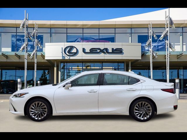 2024 Lexus ES 300h Luxury