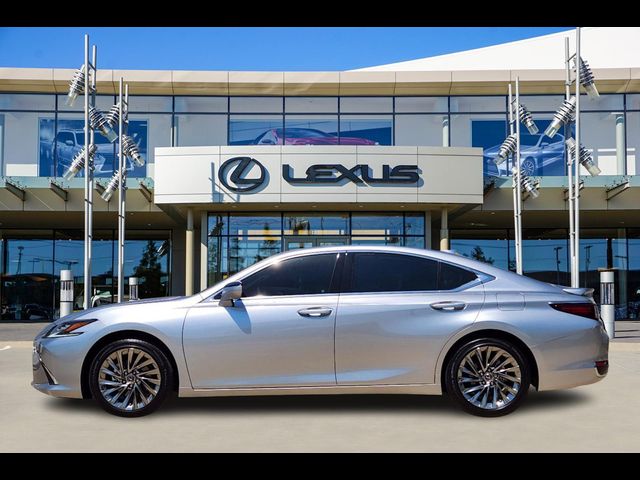 2024 Lexus ES 300h Ultra Luxury