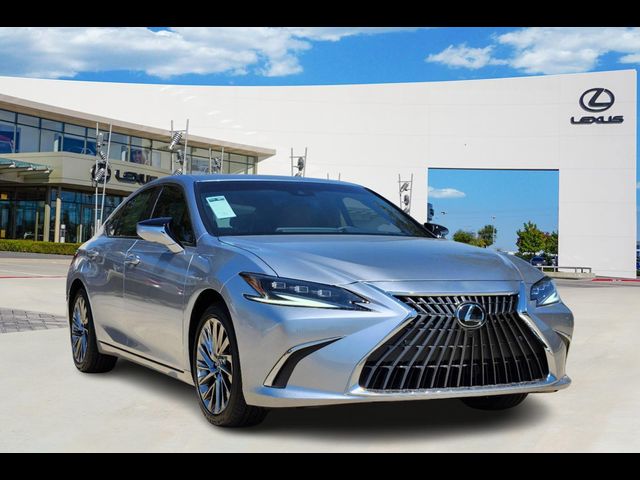 2024 Lexus ES 300h Ultra Luxury