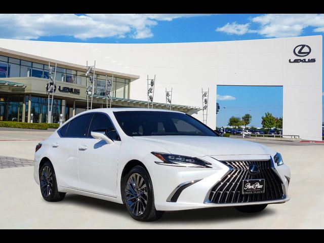 2024 Lexus ES 300h Ultra Luxury