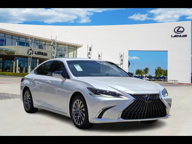 2024 Lexus ES 300h Ultra Luxury