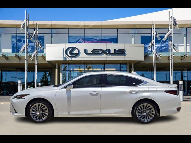 2024 Lexus ES 300h Ultra Luxury