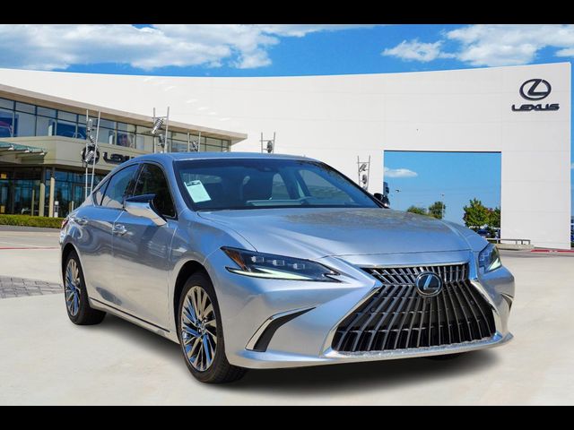 2024 Lexus ES 300h Ultra Luxury