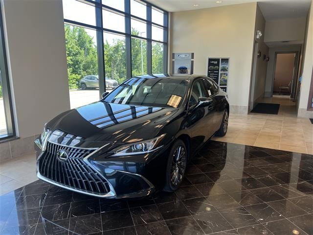 2024 Lexus ES 350 Ultra Luxury