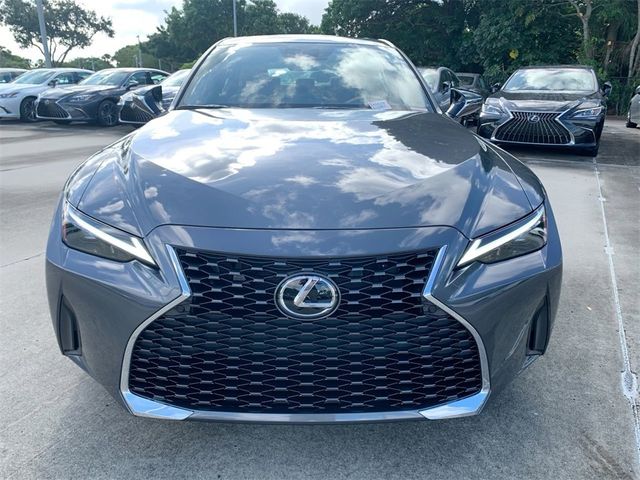 2024 Lexus IS 300