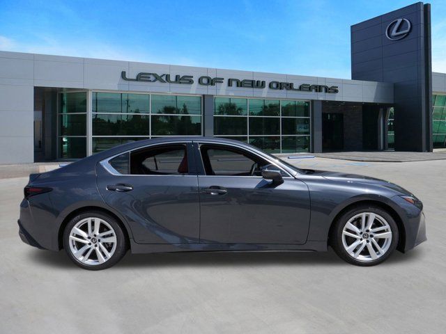 2024 Lexus IS 300