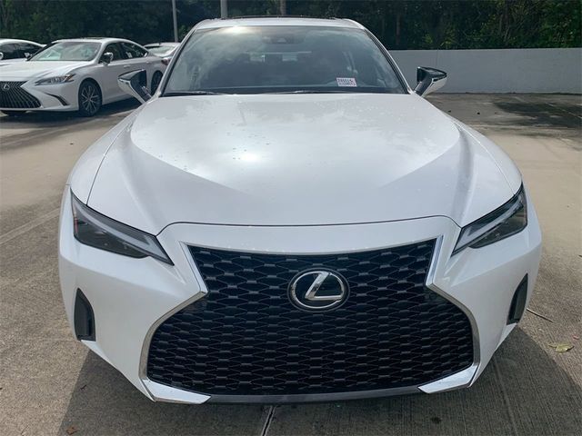 2024 Lexus IS 300