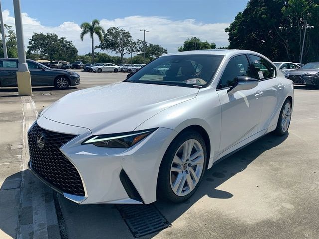 2024 Lexus IS 300