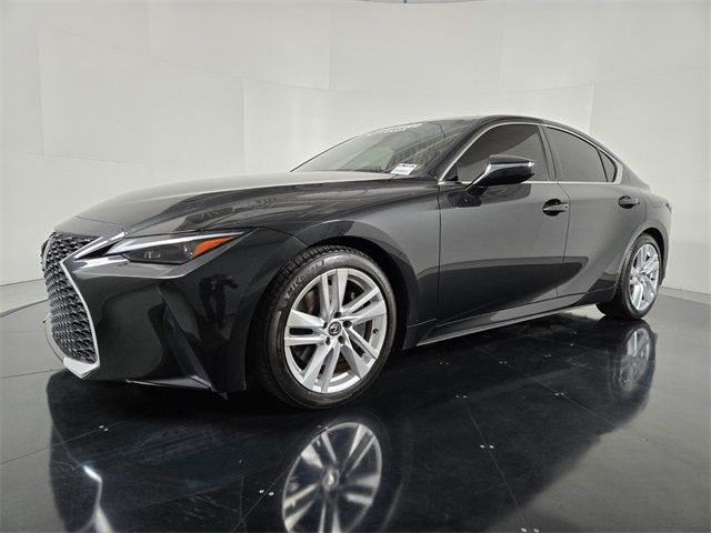 2024 Lexus IS 300