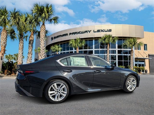 2024 Lexus IS 300