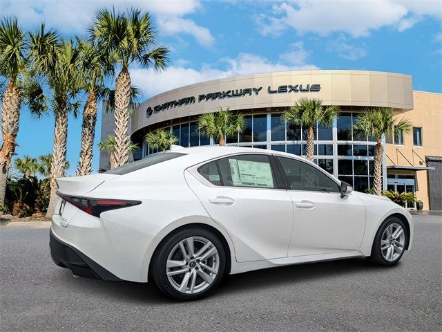 2024 Lexus IS 300