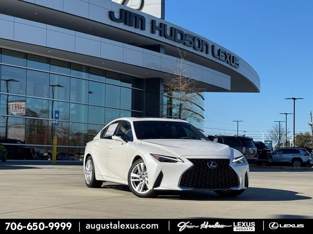 2024 Lexus IS 300