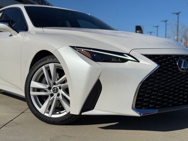 2024 Lexus IS 300