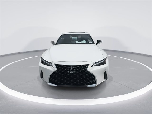 2024 Lexus IS 300