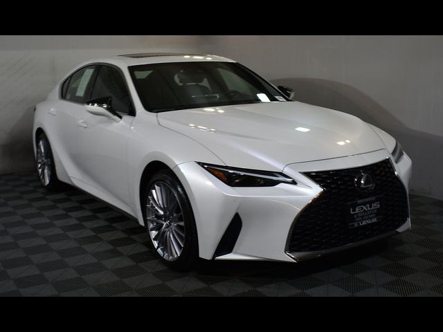 2024 Lexus IS 300