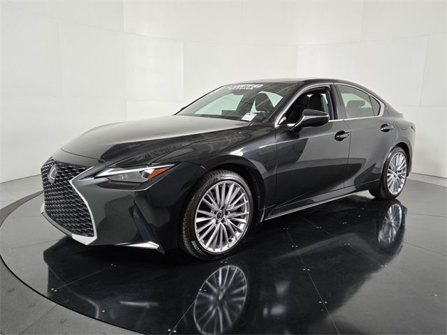 2024 Lexus IS 300