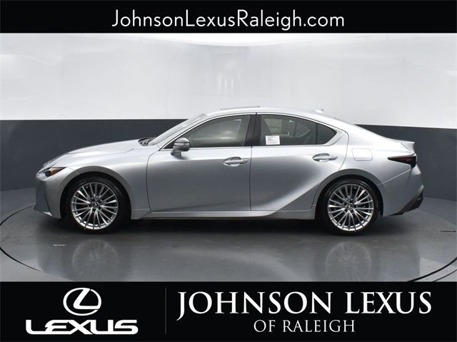 2024 Lexus IS 300