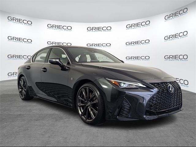 2024 Lexus IS 