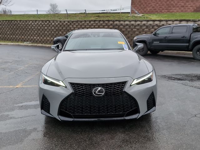 2024 Lexus IS 