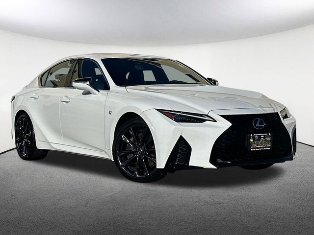 2024 Lexus IS 