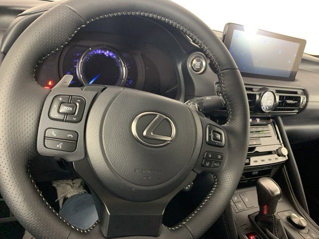 2024 Lexus IS 