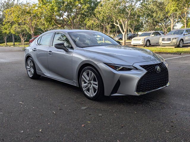 2024 Lexus IS 300