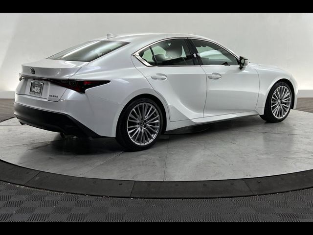 2024 Lexus IS 300