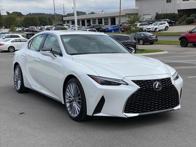 2024 Lexus IS 300